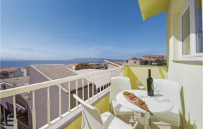 Stunning Apartment In Makarska